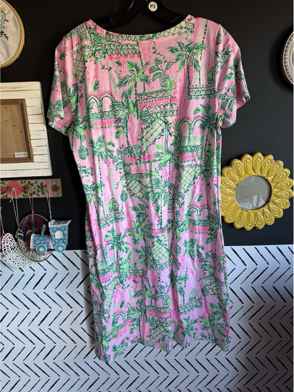 Lilly Pulitzer Cody Pink Tshirt Dress Size Small - Picture 2 of 3